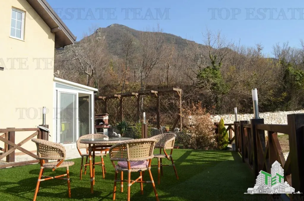 Apartamento en Venta en Bar, Montenegro - foto 3