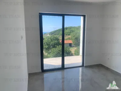 Villa for Sale in Bar, Montenegro - foto 2