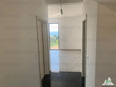 Villa for Sale in Bar, Montenegro - foto 5