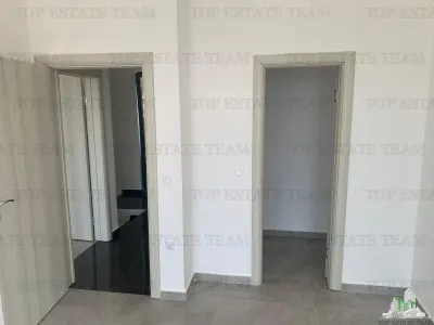 Villa for Sale in Bar, Montenegro - foto 8