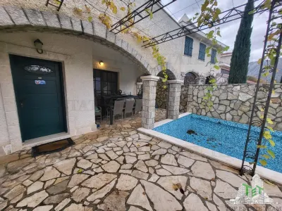 Apartamento en Venta en Kotor, Montenegro - foto 14