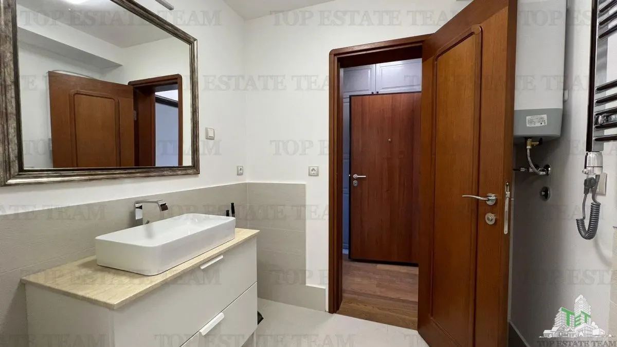 Apartamento en Venta en Tivat, Montenegro - foto 9