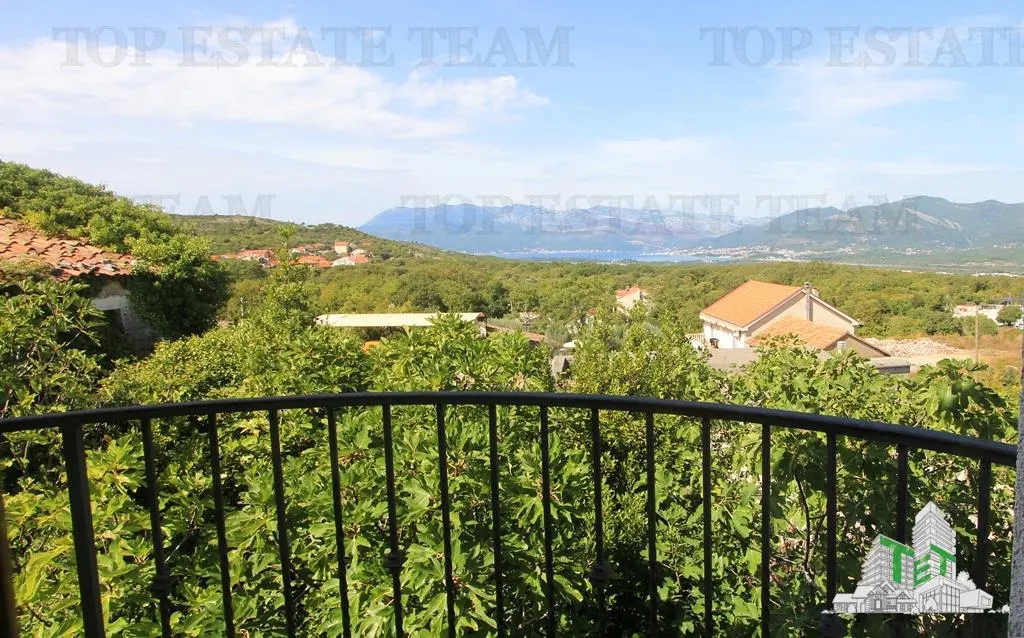 Villa à Vendre à Bar, Monténégro - foto 2