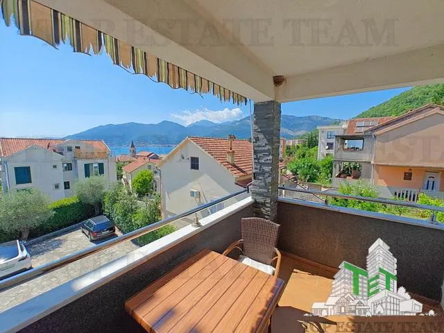 Apartamento en Venta en Tivat, Montenegro - foto 1
