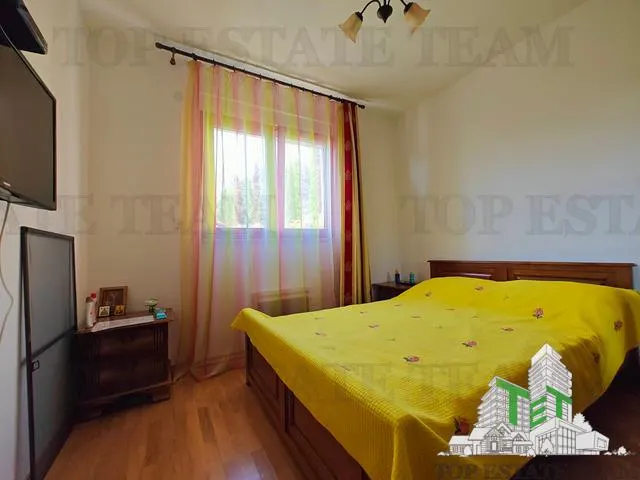 Apartamento en Venta en Tivat, Montenegro - foto 5