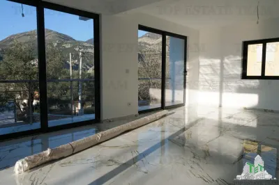 Villa for Sale in Bar, Montenegro - foto 2