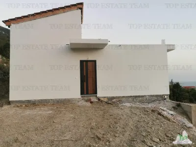 Villa for Sale in Bar, Montenegro - foto 2