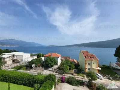 Apartment for Sale in Herceg-Novi, Montenegro - foto 9