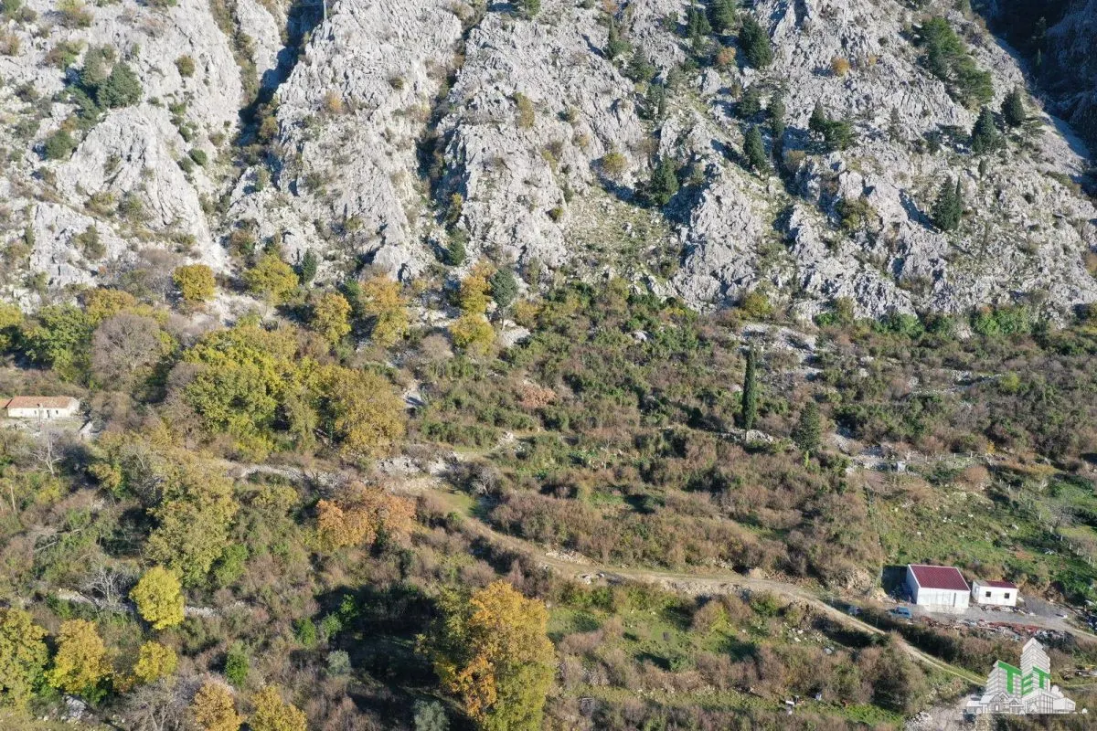 Building Plot for Sale in Kotor, Montenegro - foto 8
