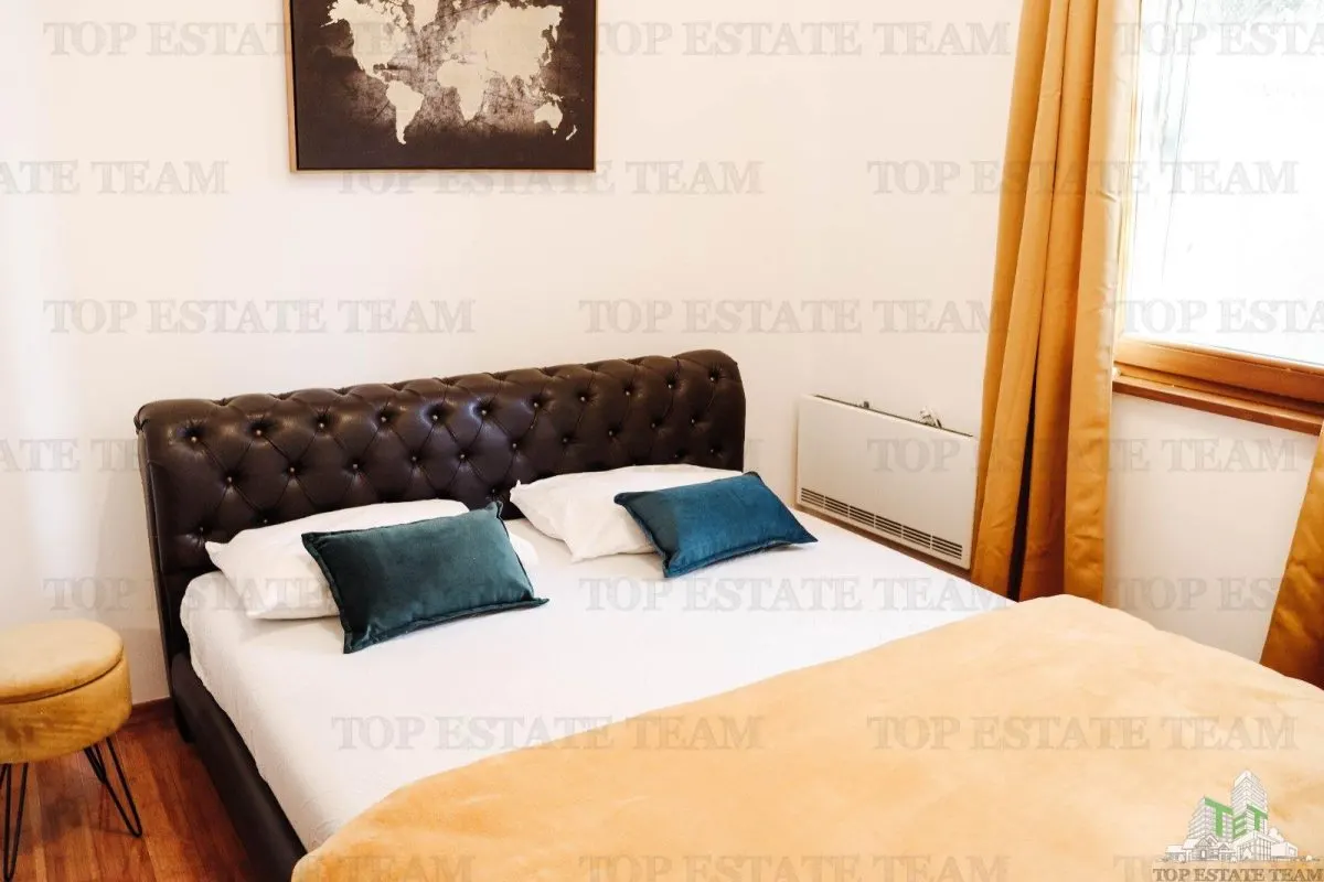 Apartamento en Venta en Kotor, Montenegro - foto 6