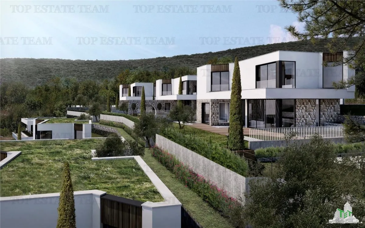 Villa à Vendre à Herceg-Novi, Monténégro - foto 1