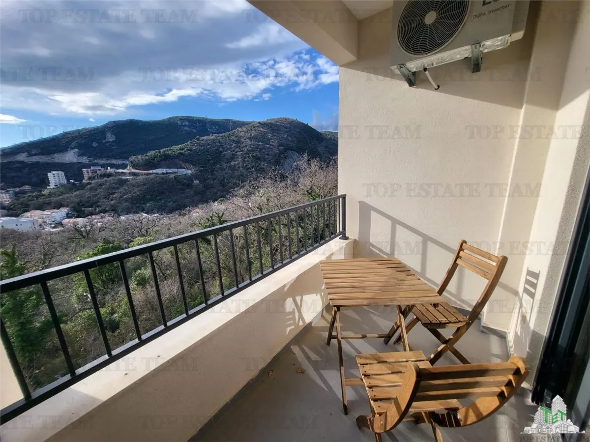 Appartement à Vendre à Budva, Monténégro - foto 13