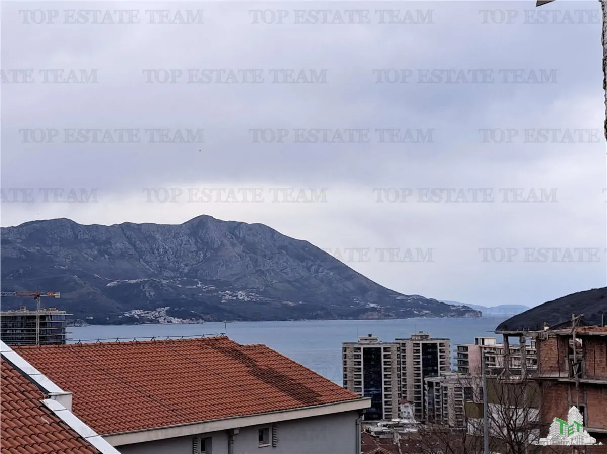 Appartement à Vendre à Budva, Monténégro - foto 1