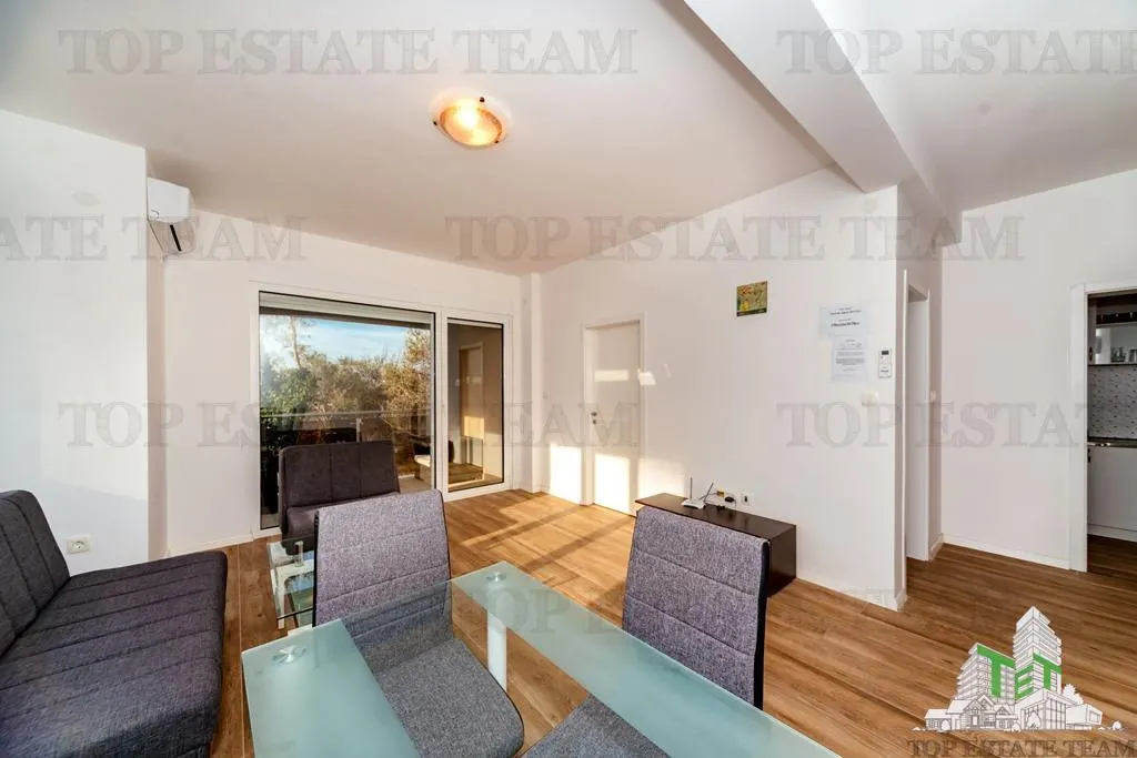 Apartment for Sale in Budva, Montenegro - foto 2