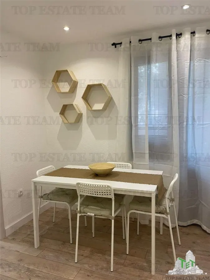 Apartment for Sale in Herceg-Novi, Montenegro - foto 3