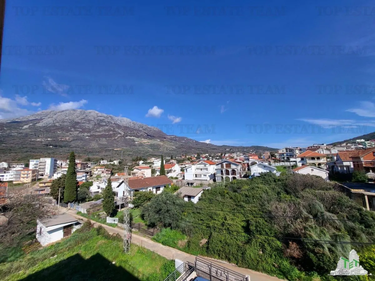 Apartment for Sale in Bar, Montenegro - foto 8