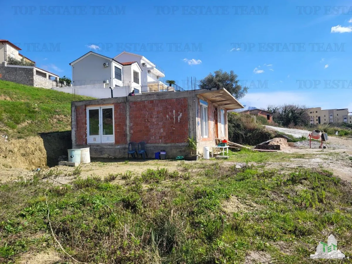 Villa for Sale in Budva, Montenegro - foto 3