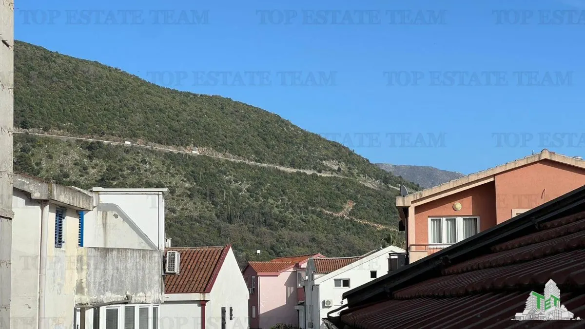 Appartement à Vendre à Budva, Monténégro - foto 7