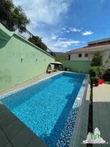Apartment for Sale in Herceg-Novi, Montenegro - foto 11