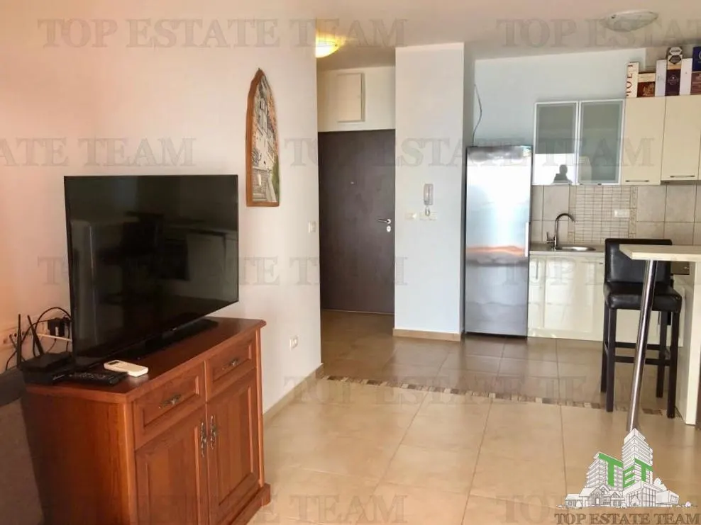 Apartment for Sale in Bar, Montenegro - foto 4
