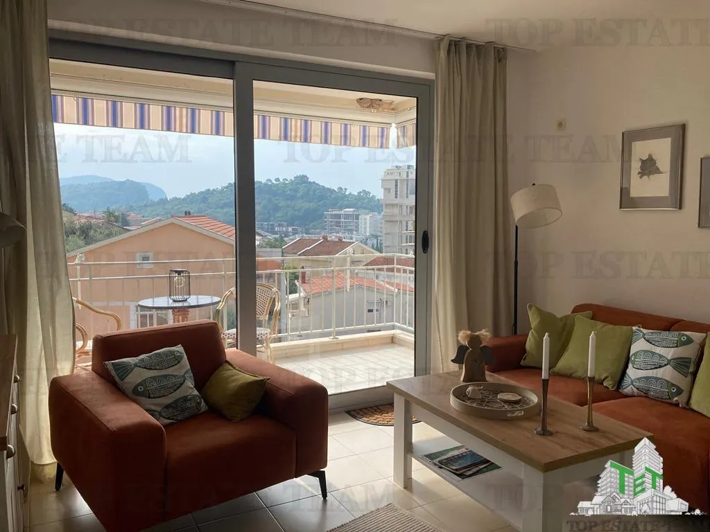 Apartamento en Venta en Budva, Montenegro - foto 1