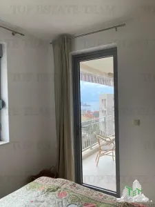 Apartamento en Venta en Budva, Montenegro - foto 4