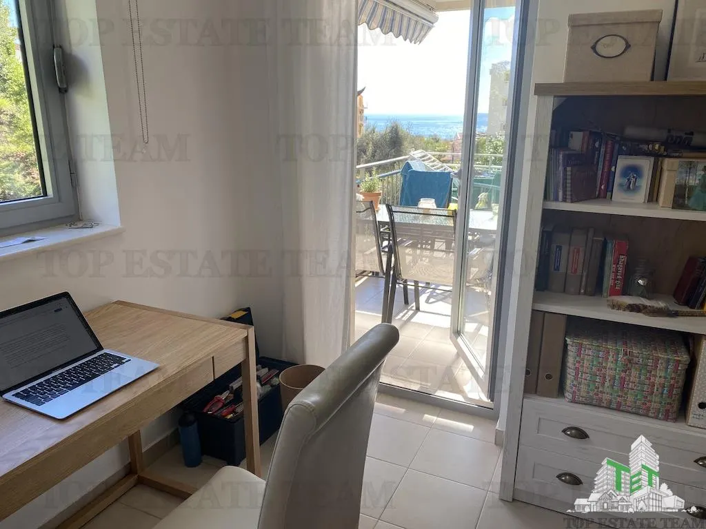 Appartement à Vendre à Budva, Monténégro - foto 3