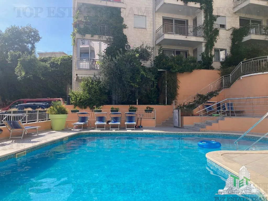 Appartement à Vendre à Budva, Monténégro - foto 8