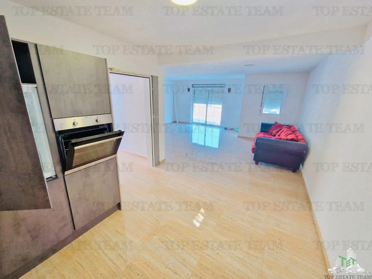 Villa for Sale in Bar, Montenegro - foto 2