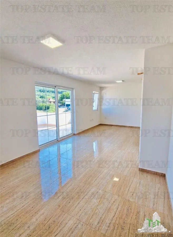 Villa for Sale in Bar, Montenegro - foto 8