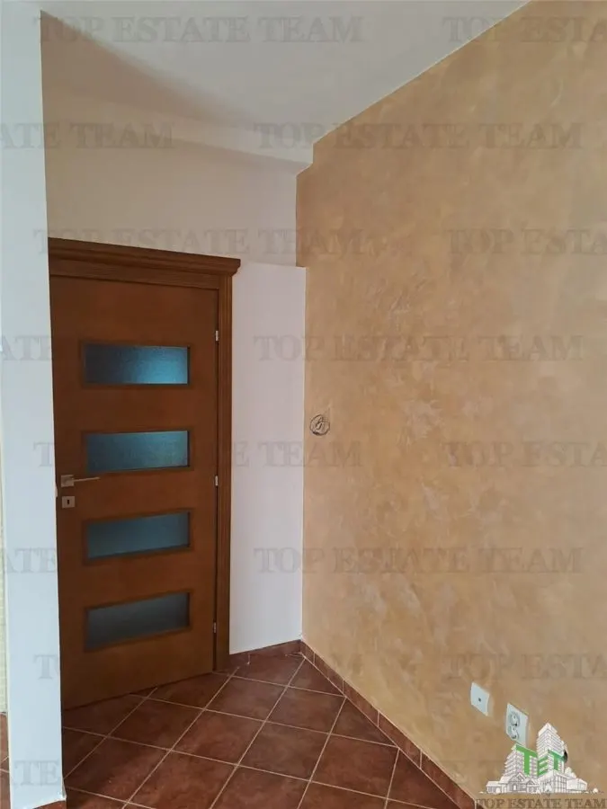 Apartment for Sale in Herceg-Novi, Montenegro - foto 6
