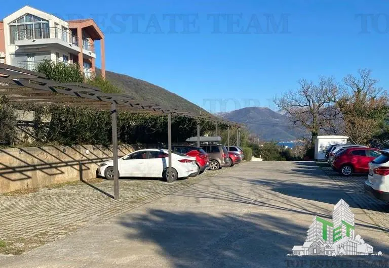 Apartment for Sale in Herceg-Novi, Montenegro - foto 10