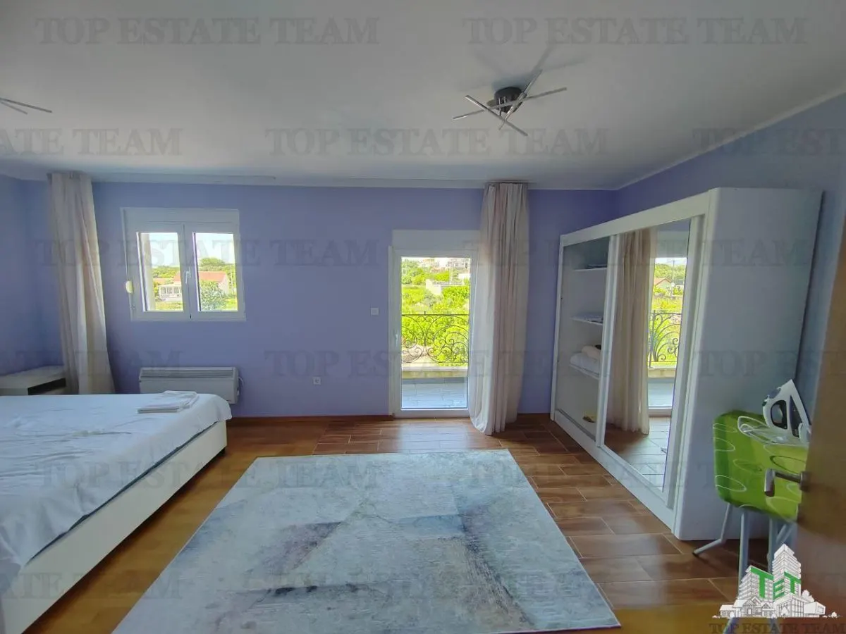 Apartment for Sale in Kotor, Montenegro - foto 3