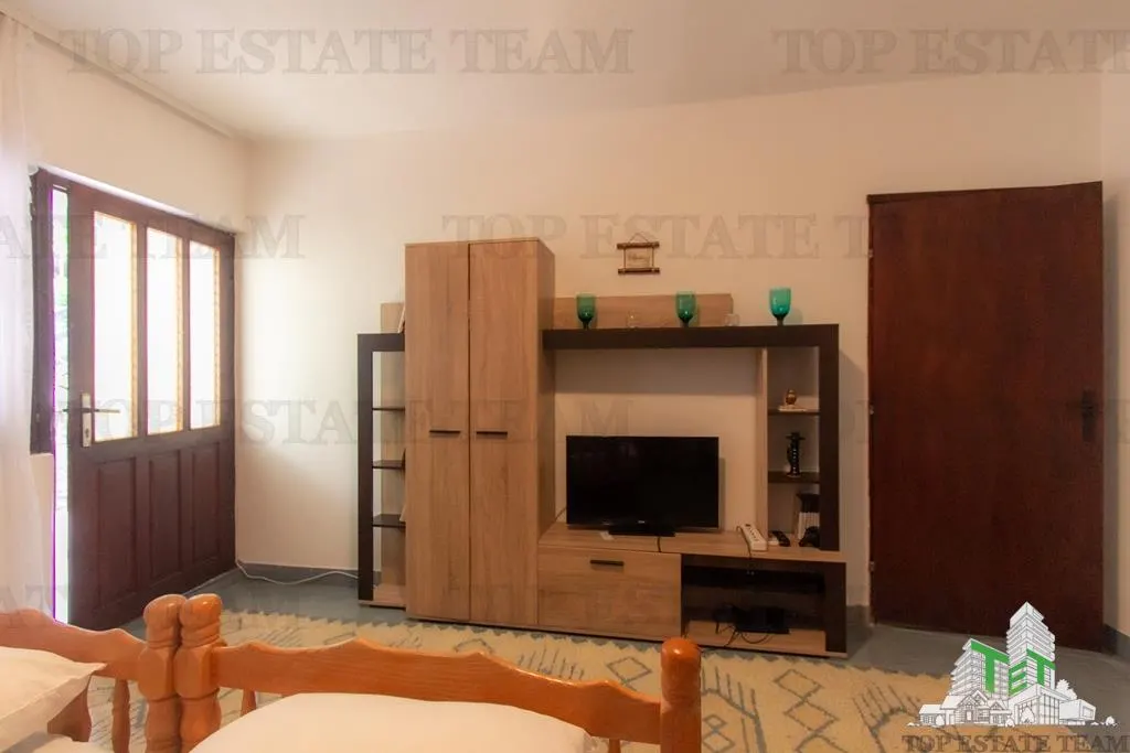 Villa for Sale in Tivat, Montenegro - foto 10