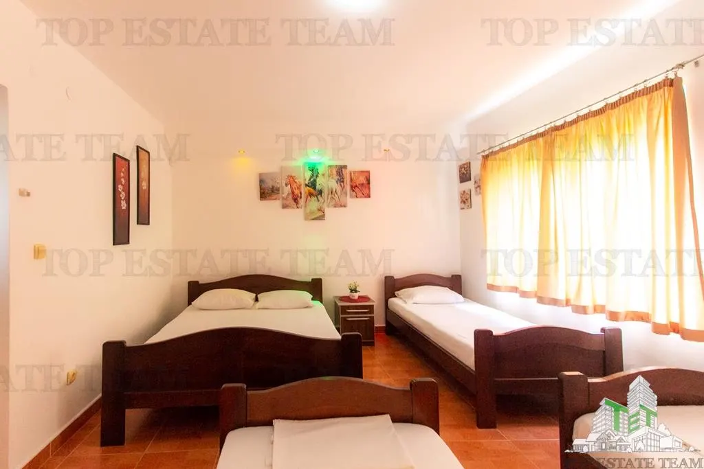 Villa for Sale in Bar, Montenegro - foto 11