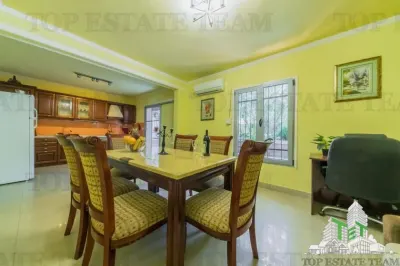 Villa for Sale in Tivat, Montenegro - foto 5
