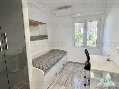 Apartment for Sale in Tivat, Montenegro - foto 6