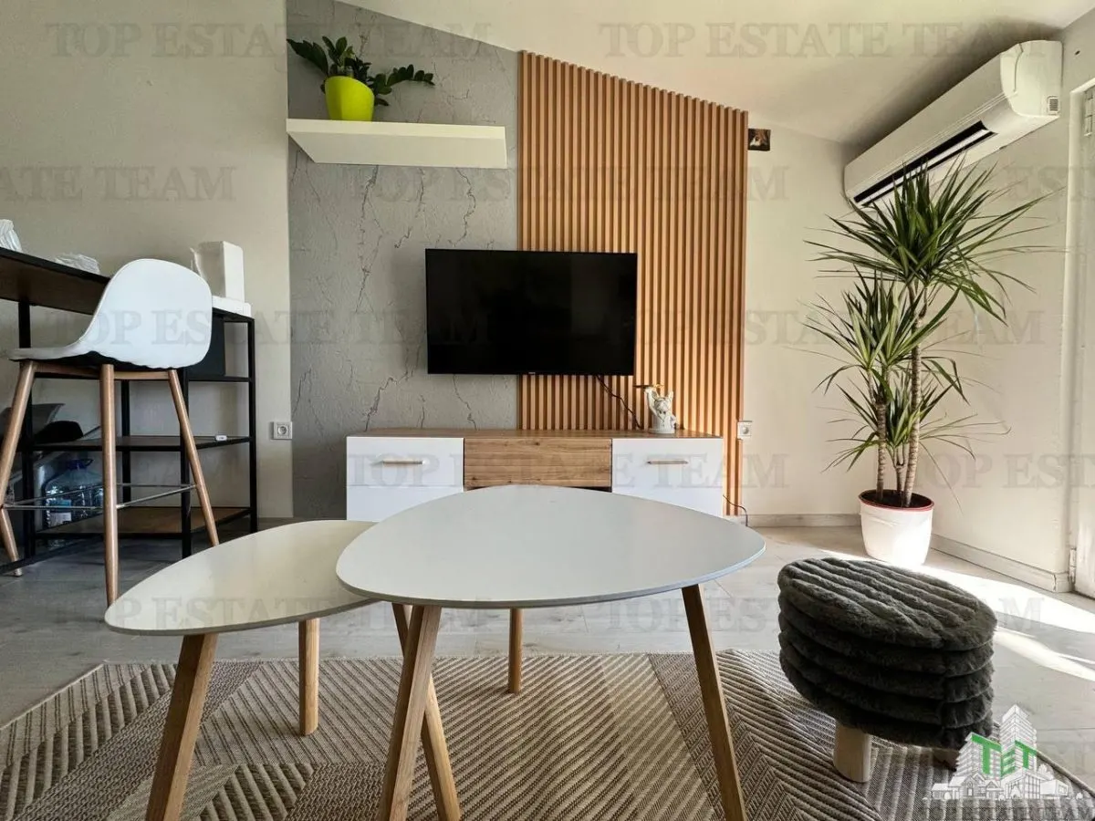 Apartamento en Venta en Budva, Montenegro - foto 3