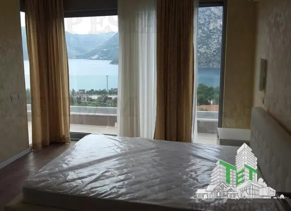 Apartment for Sale in Budva, Montenegro - foto 4