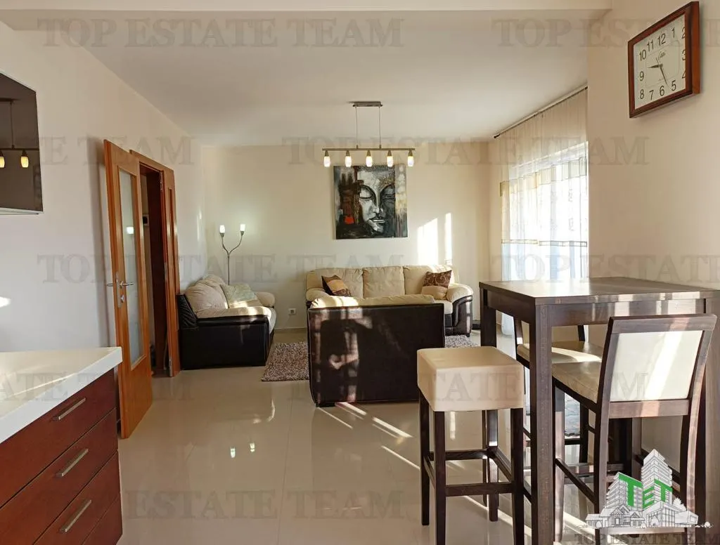 Apartamento en Venta en Budva, Montenegro - foto 2