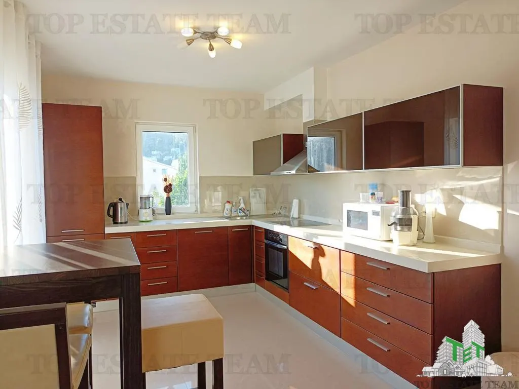 Apartamento en Venta en Budva, Montenegro - foto 3