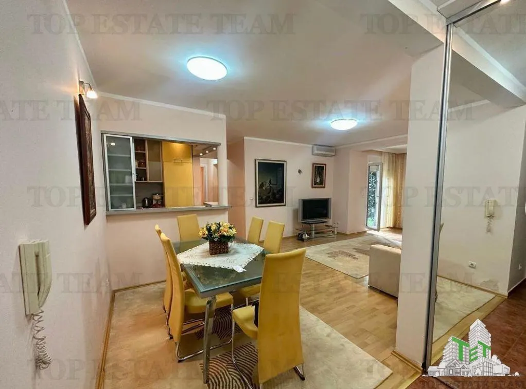 Apartamento en Venta en Budva, Montenegro - foto 1