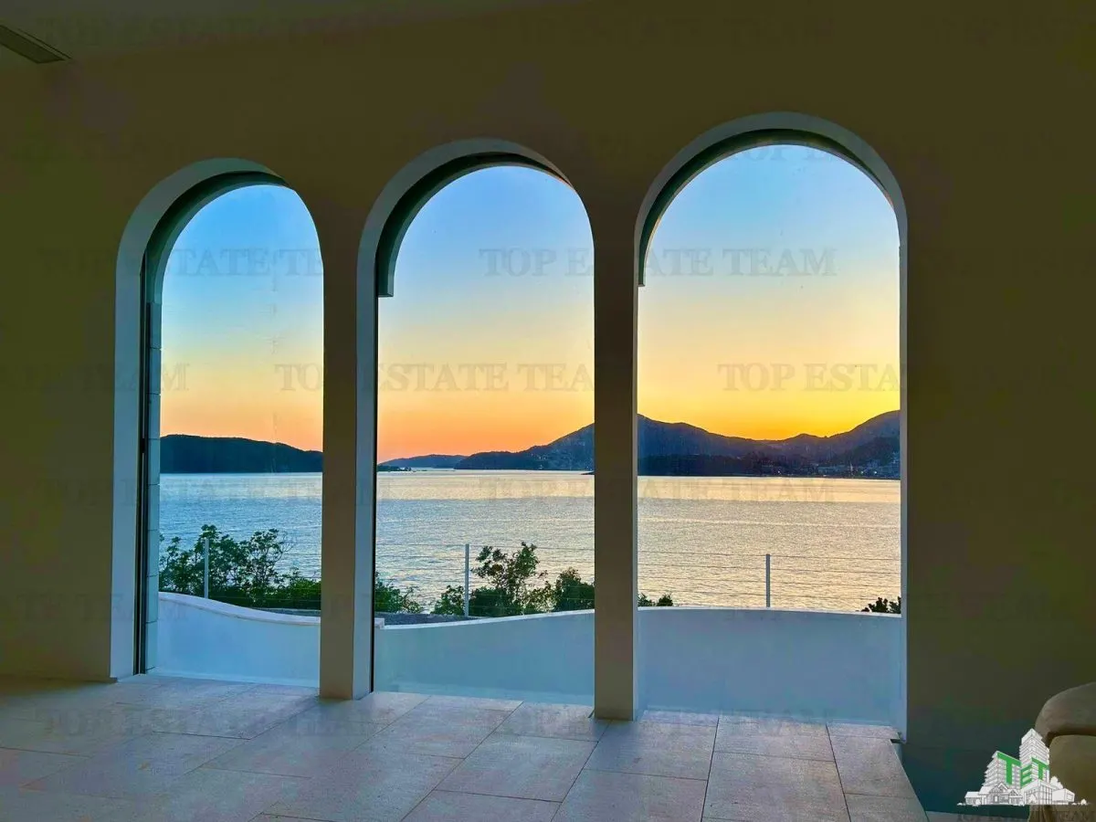 Villa for Sale in Budva, Montenegro - foto 9