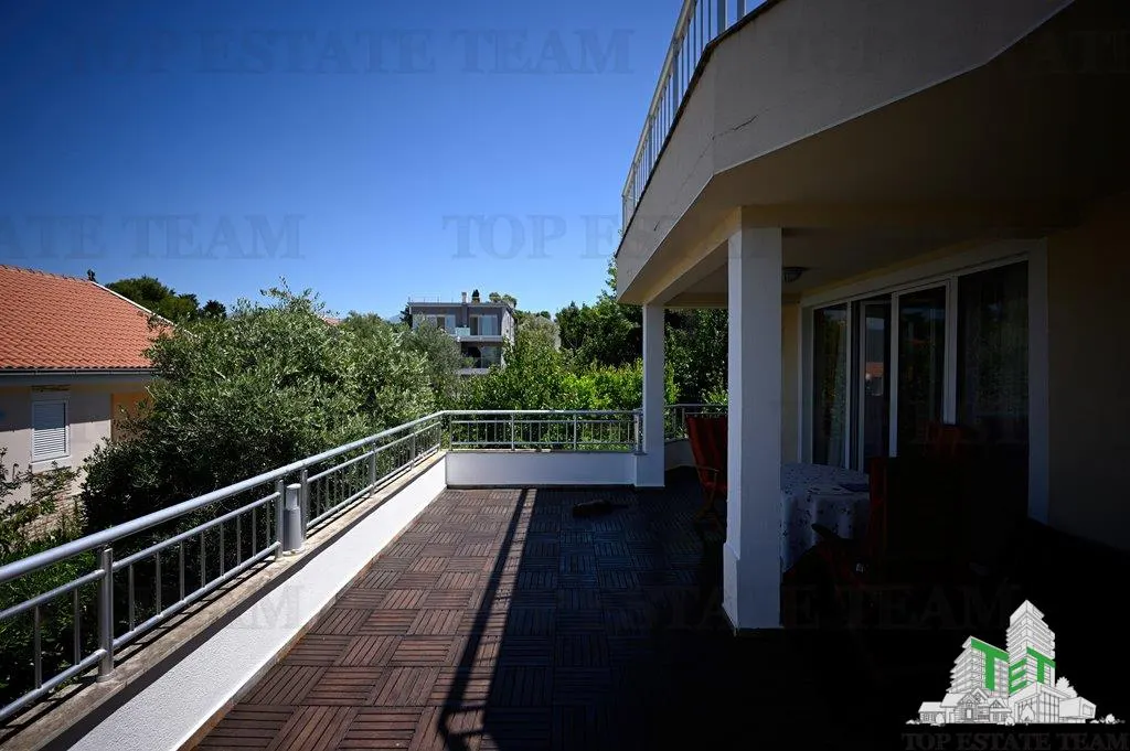 Villa for Sale in Tivat, Montenegro - foto 16