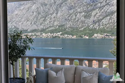 Villa for Sale in Kotor, Montenegro - foto 21