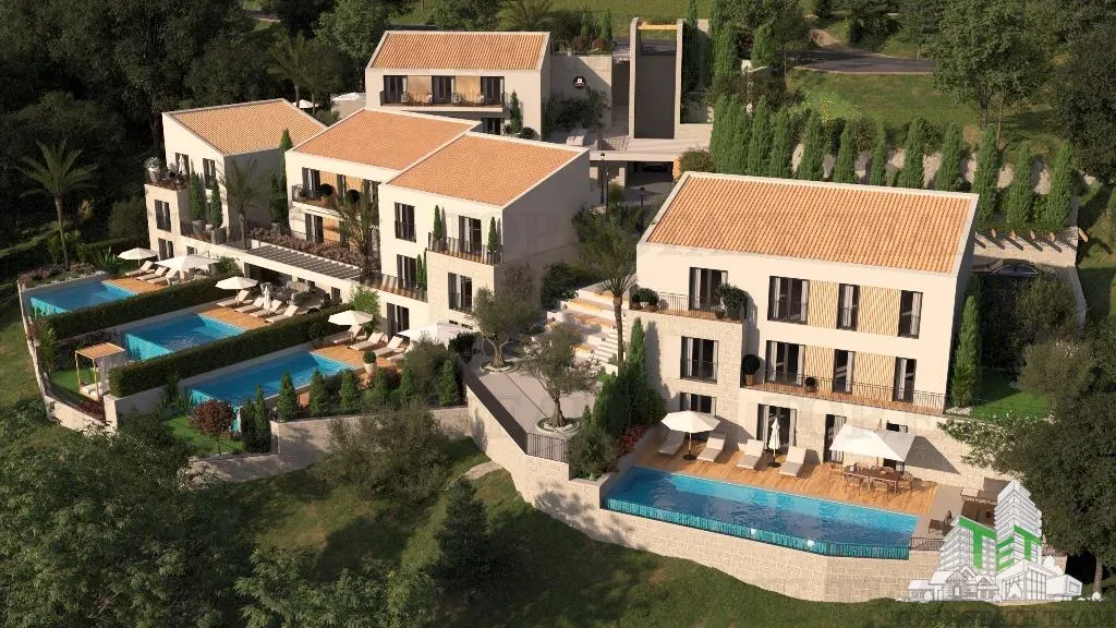 Villa for Sale in Budva, Montenegro - foto 1