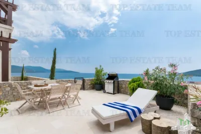 Apartamento en Venta en Tivat, Montenegro - foto 11