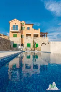 Apartamento en Venta en Tivat, Montenegro - foto 7