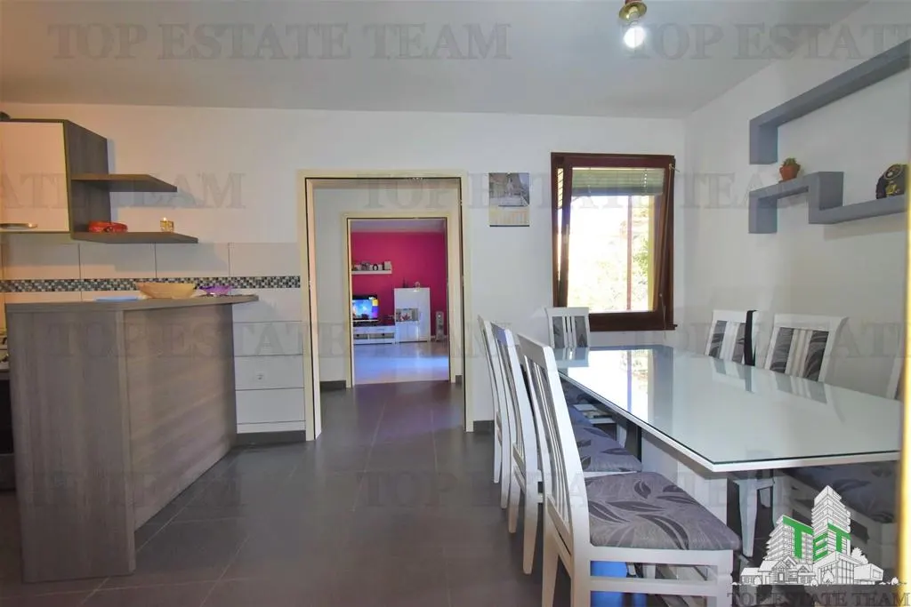 Apartment for Sale in Budva, Montenegro - foto 4
