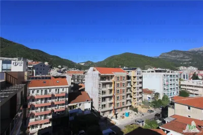 Apartment for Sale in Budva, Montenegro - foto 3